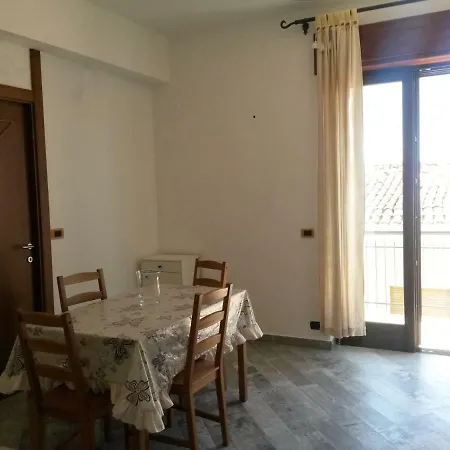 Casa Vacanze Acciaroli Apartment *